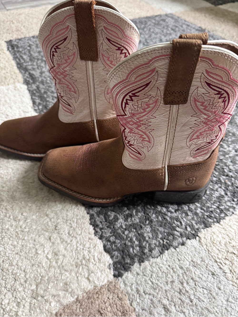 Ariat Girls Double Kicker Western Boots Broad Square toe- Size 1